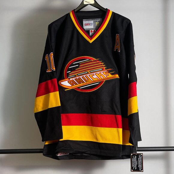 Men's CCM Vancouver Canucks Bure Jersey - Picture 1 of 2
